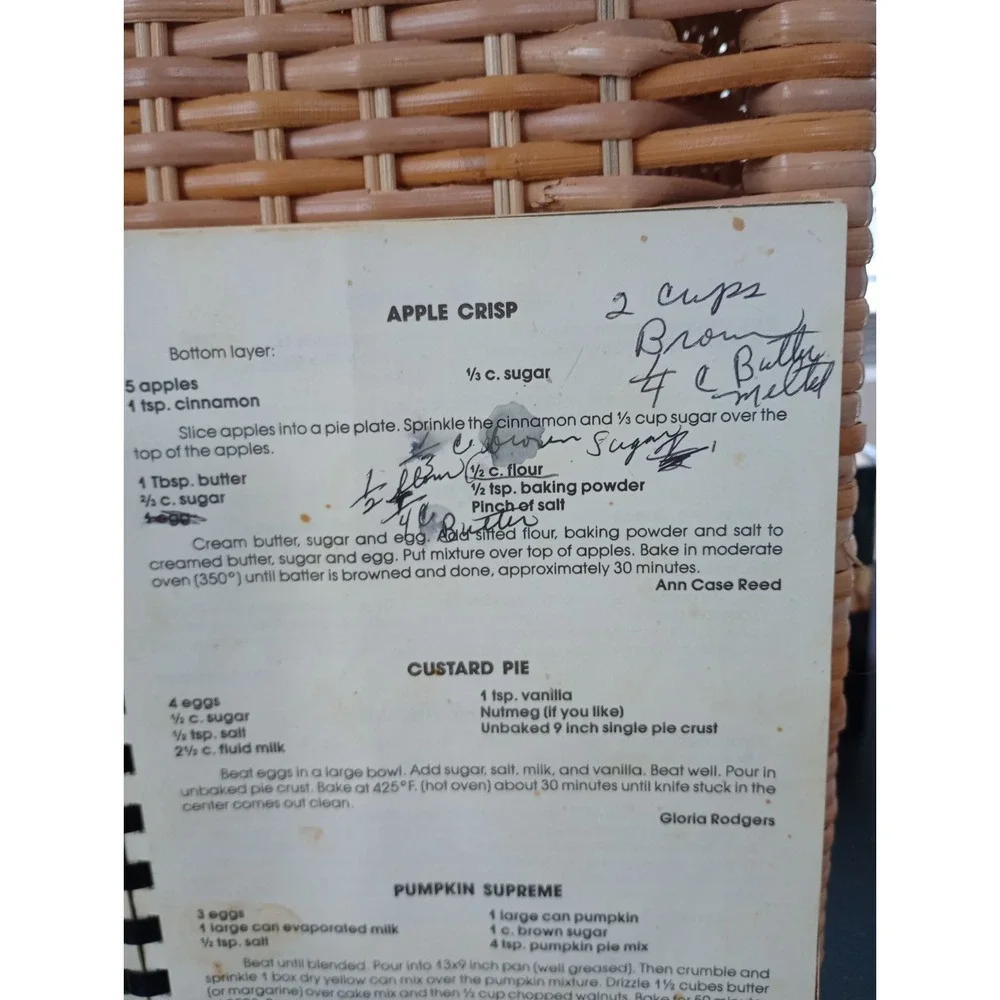 What's Cooking In Klickitat Cookbook Klickitat, Washington Very Rare Spiral 1986